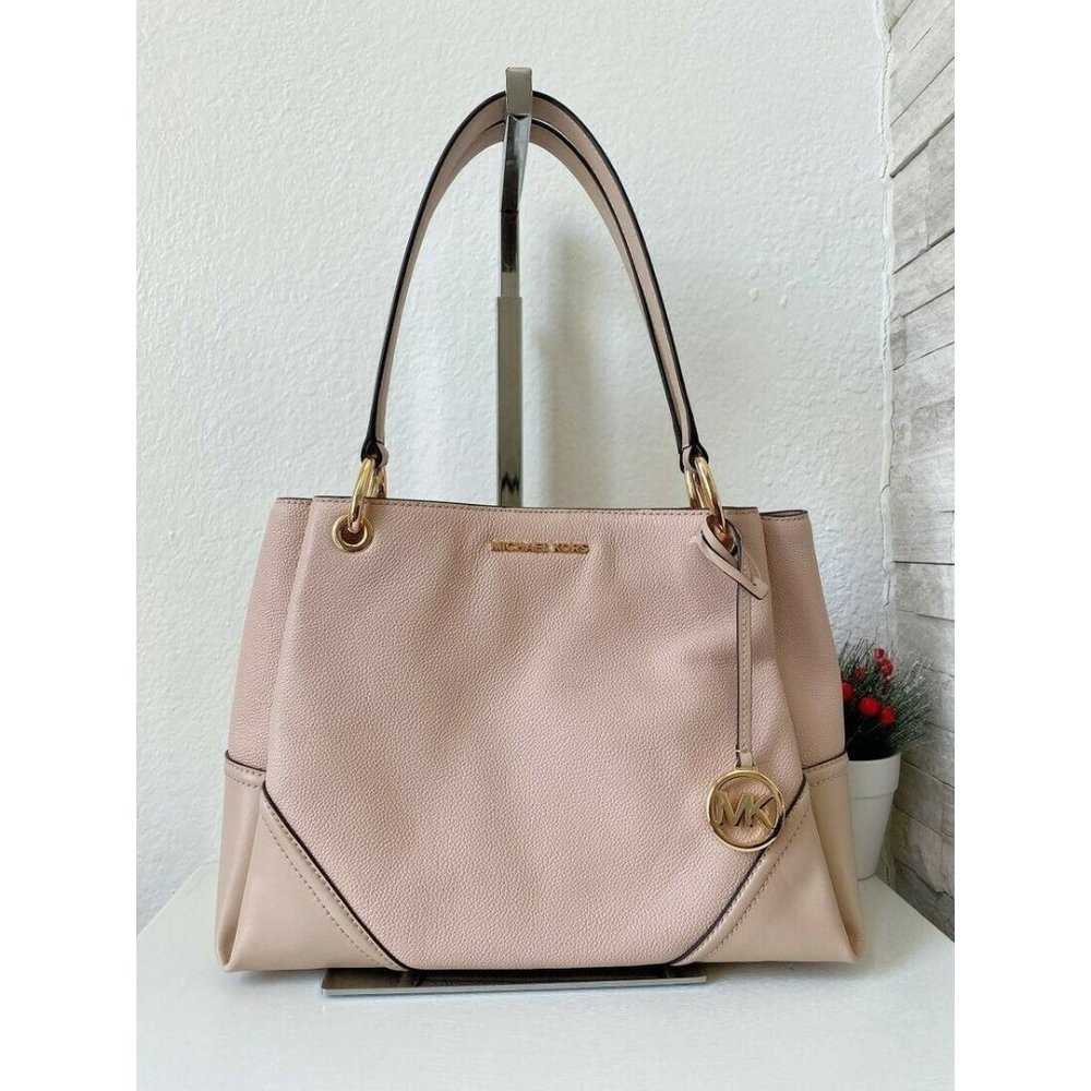 NWT MICHAEL KORS MEDIUM LEATHER SHOULDER TOTE